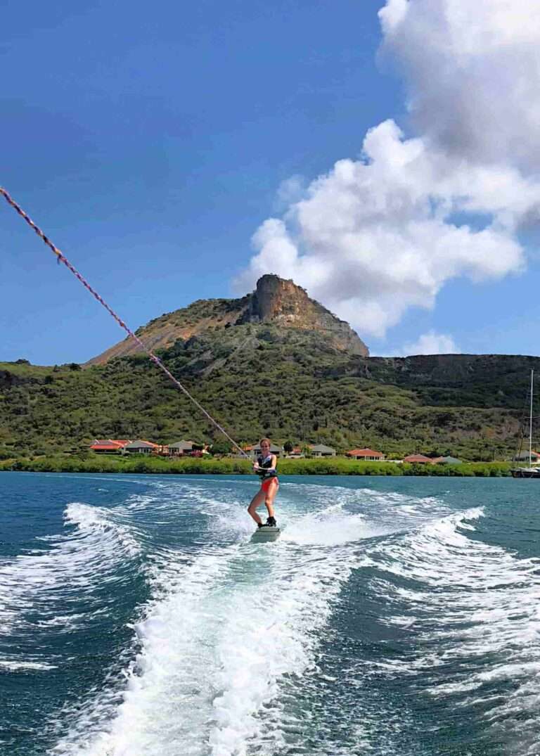 doen op curacao: wakeboarden
